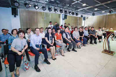 小照片，大時代 尚長榮、蔡金萍、錢程、駱新走進天平街道的文化敘事